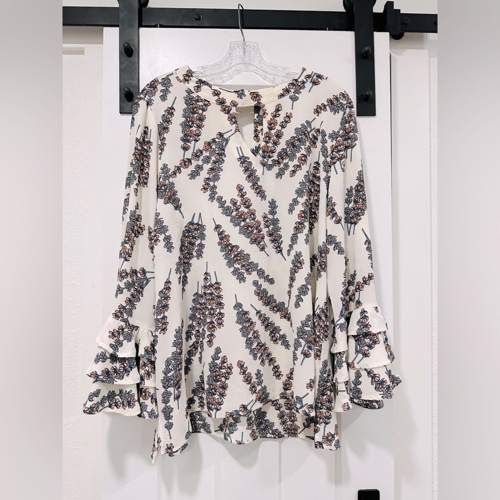White Jodifl floral top.